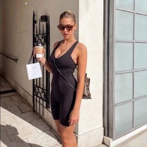 Alo Yoga Airbrush Real Oneie